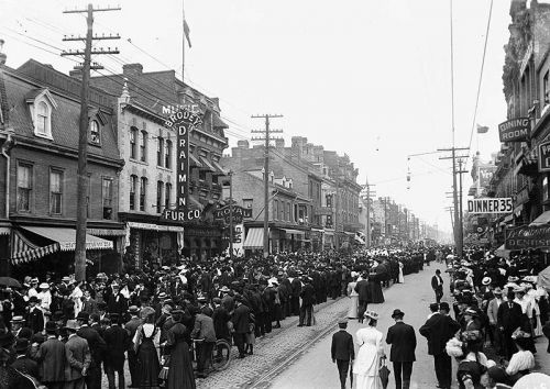 Svtek prce v Torontu v roce 1900
